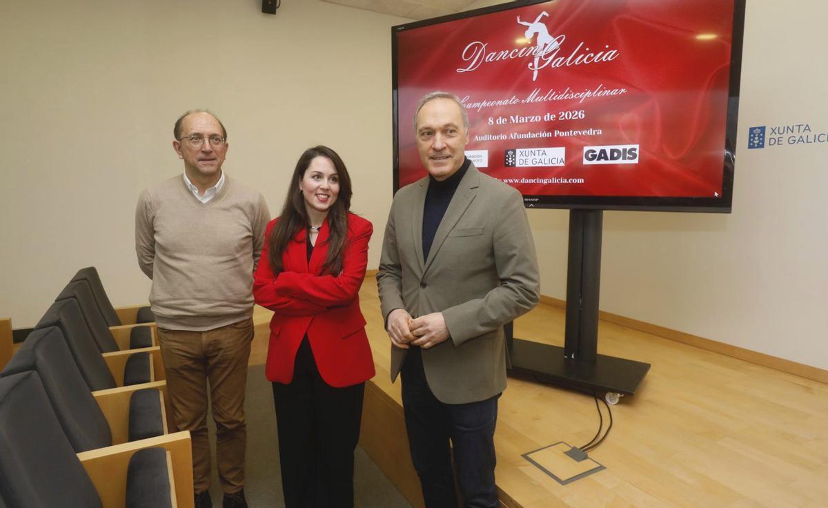 Anxo Lorenzo, Agustín Reguera y Raquel Rodríguez, durante la presentación del evento. | FDV