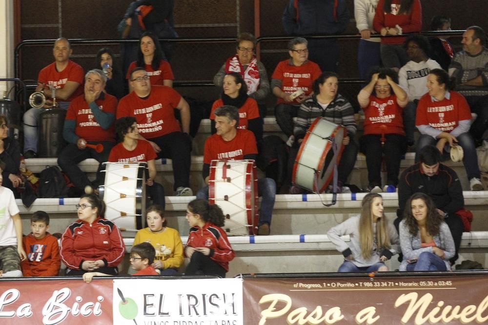 El Mecalia Guardés arrolla al Porriño en el derbi gallego de la Liga Loterías