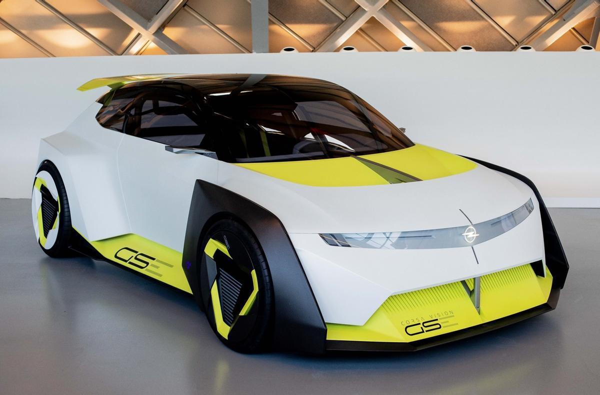 Opel Love: Más de 25 piezas icónicas del Museo Opel visitan España por primera vez