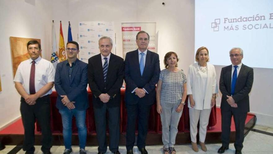 Arias Mosquera (centro), el delegado de la Xunta en Madrid y los presidentes de las confederaciones participantes.