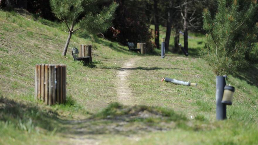 Acceso de entrada al parque
exterior.  | // BERNABÉ/JAVIER LALÍN