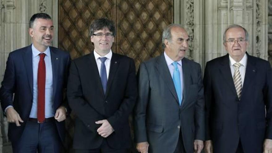 Puigdemont avisa que no acceptarà una inhabilitació del Constitucional