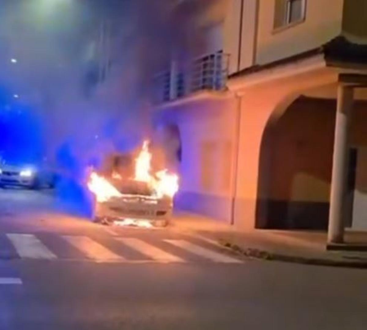 L'incendi del cotxe d'Olot