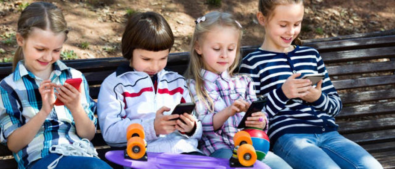 La policía advierte del riesgo de que los niños tengan smartphones