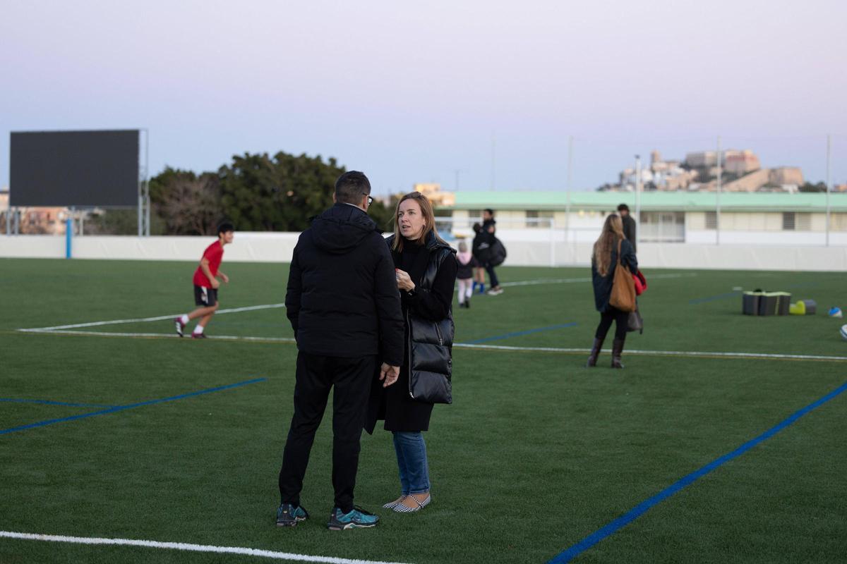 Mira las imágenes del primer entrenamiento del Club de Rugby Ibiza en el Estadio Municipal Es Putxet