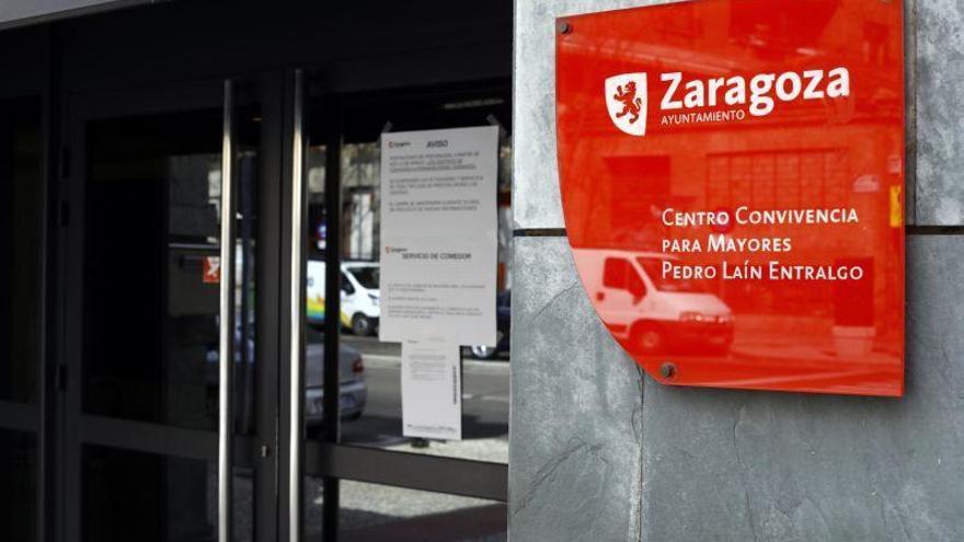 Zaragoza cierra todos los equipamientos municipales para evitar más contagios