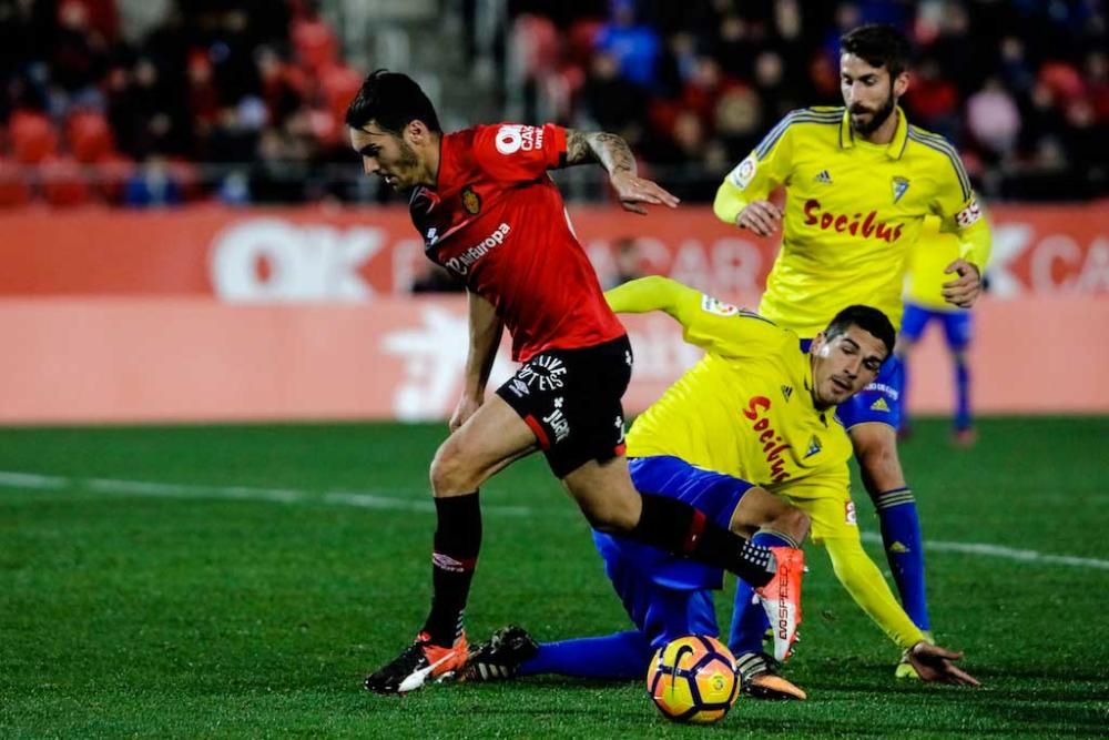 Zweitligist Real Mallorca hat am Sonntag (29.1.) im Stadion von Son Moix 0:0 gegen Cádiz gespielt. Es ist das dritte Unentschieden in Serie für den Inselclub.