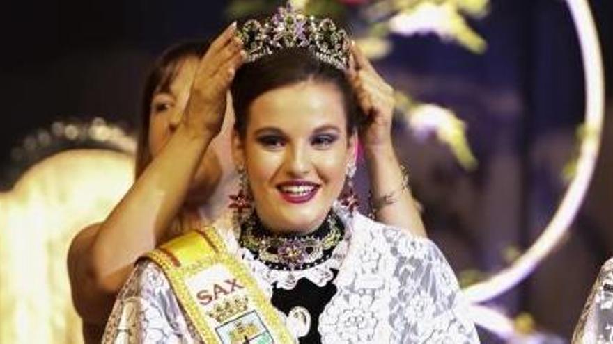 Andrea Soriano y Lucía Escandell, nuevas Reinas de las Fiestas de Sax