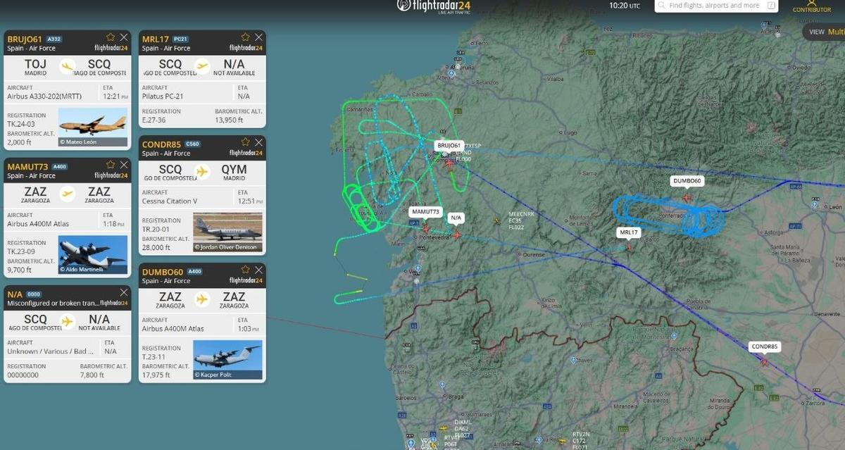 Aviones del Ejército en espera sobre Galicia por el Día de las Fuerzas Armadas en Vigo