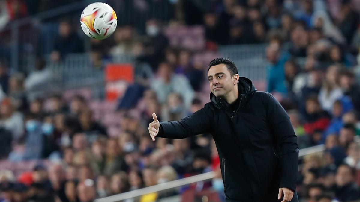 Xavi suma ya 30 partidos en el banquillo azulgrana