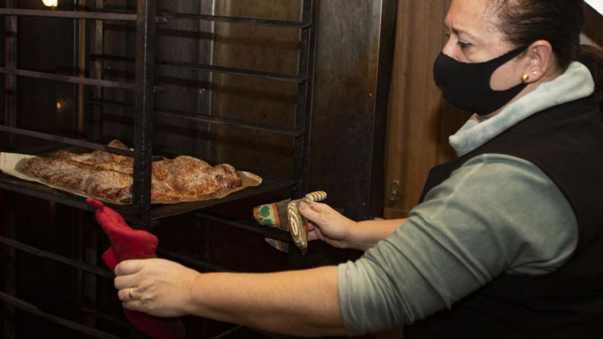 El dulce típico de Xàtiva que triunfa cada día en los hornos de la ciudad