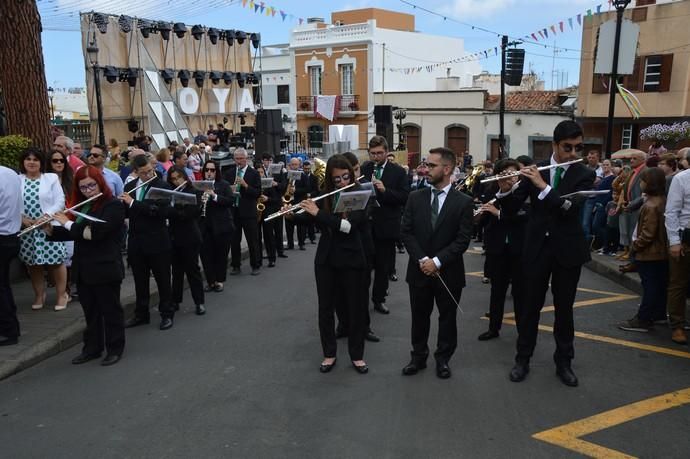 Procesión de las fiestas de San Antonio de Padua en Moya