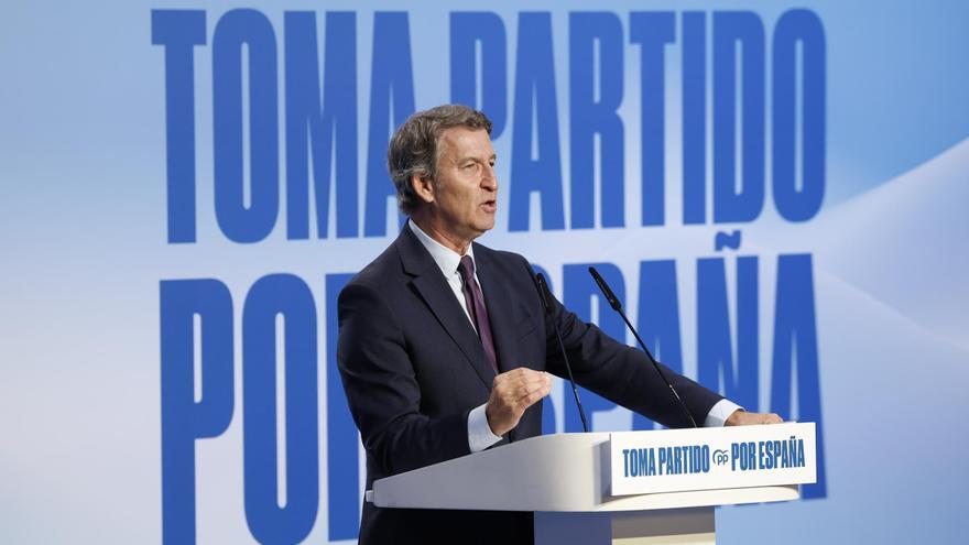 Feijóo reúne a su comité de dirección en Melilla para hablar de su plan de inmigración Feijóo reúne a su comité de dirección en Melilla para hablar de su plan de inmigración