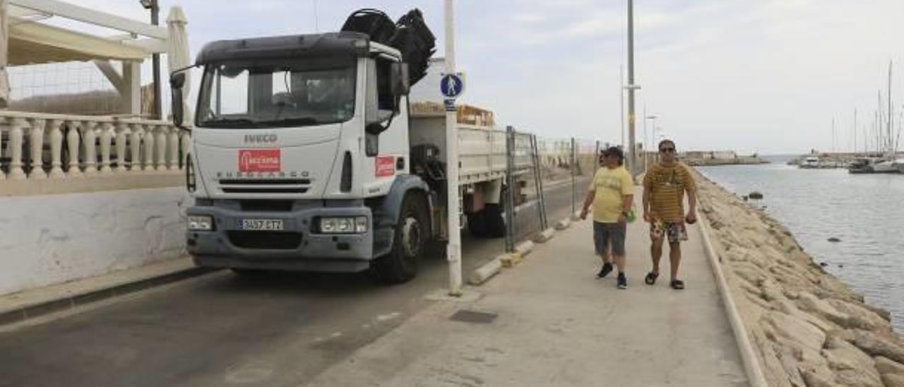 El Puerto intenta retomar las obras del paseo de la escollera en la peor época