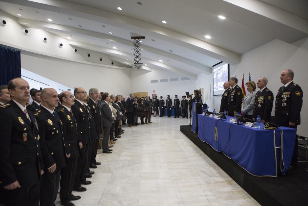 Actos de conmemoración del aniversario de la Policía