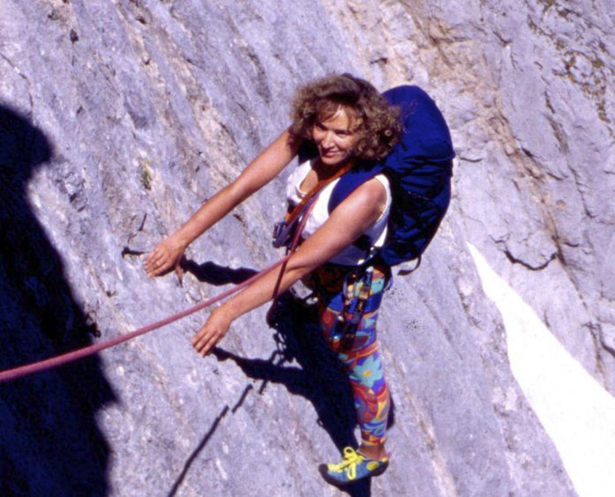 Noventa años de huella femenina en el Urriellu