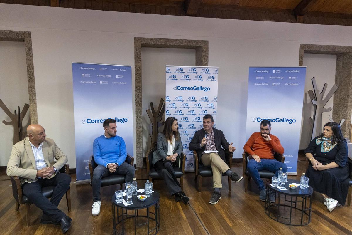 Un momento do foro no AC Palacio del Carmen.