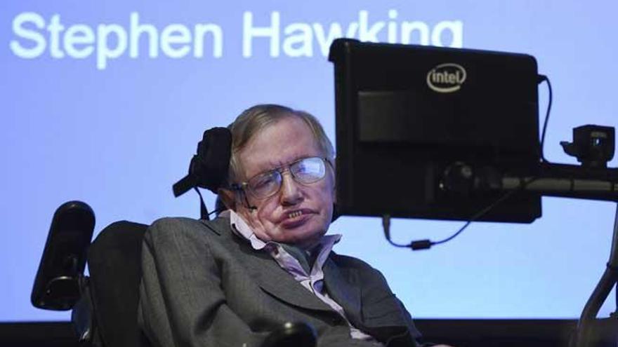 Stephen Hawking resuelve un enigma sobre los agujeros negros
