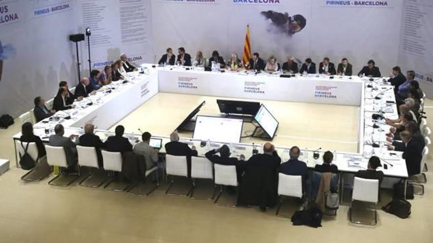 Una reunió dels responsables del projecte olímpic Pirineus Barcelona ja dirigits per la Generalitat