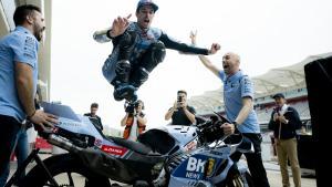 Àlex Márquez, al llegar, ayer, al corralito de Austin, tras acabar segundo en el GP de EEUU.