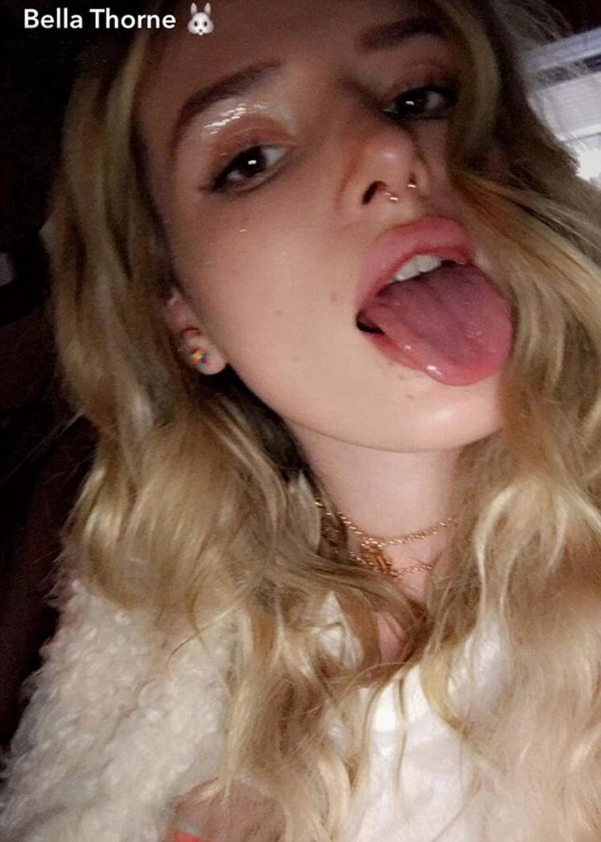 Bella Thorne en su Snapchat
