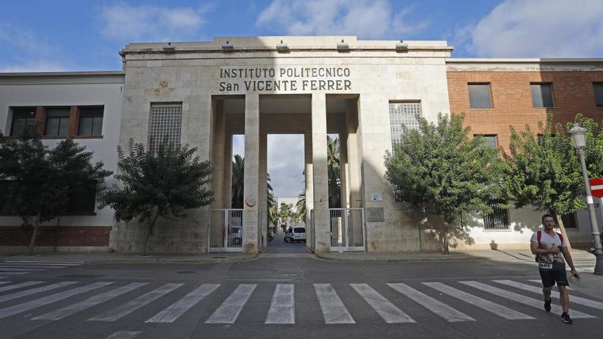 El CIPFP Ciutat de l&#039;Aprenent de València, antiguo Instituto San Vicente Ferrer, contará con un nuevo ciclo de FPB de Carpintería y Mueble.