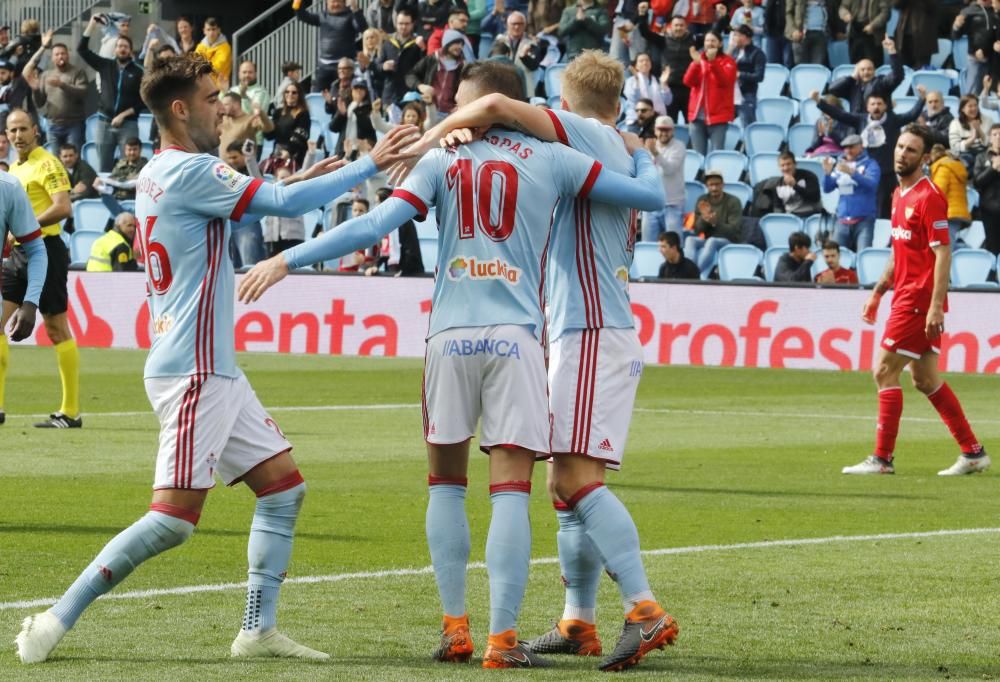 Galería de imágenes con las mejores fotografías de la goleada del Celta al Sevilla (4-0) en Balaídos.