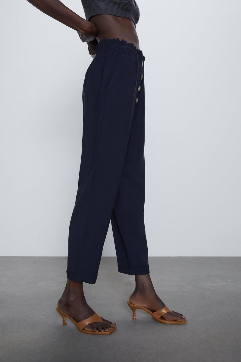 pantalones Zara