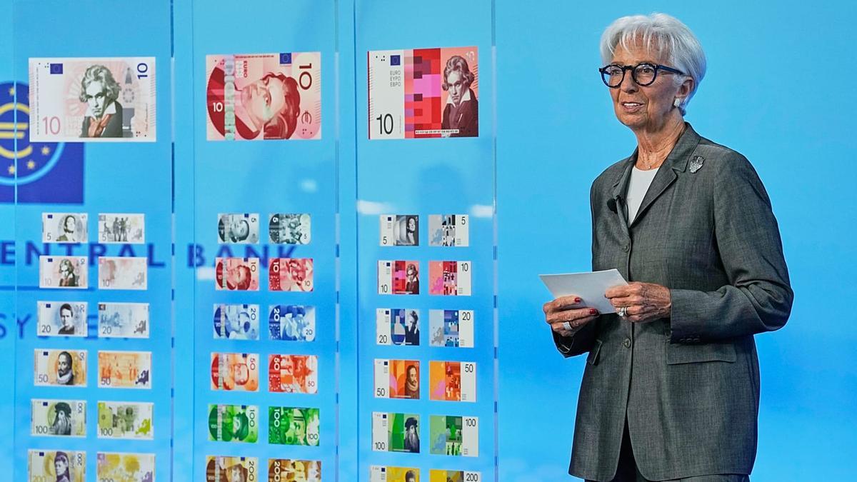 Christine Lagarde, presidenta del BCE, en la presentación de los diseños