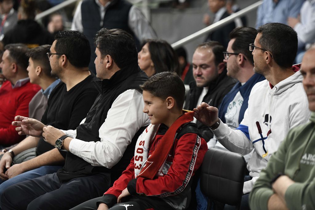 Todas las imágenes del partido del UCAM Murcia contra el Bàsquet Girona