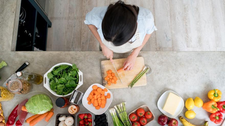 ¿Y si dedicas el tiempo de las redes sociales a la cocina saludable?