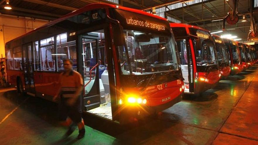 Los diez microbuses nuevos ya están preparados para circular