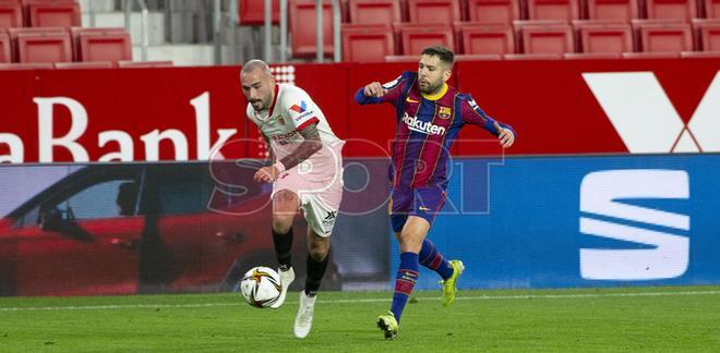 Jordi Alba durante el partido de ida de Copa del Rey entre el Sevilla y el FC Barcelona disputado en el Sánchez Pizjuan.