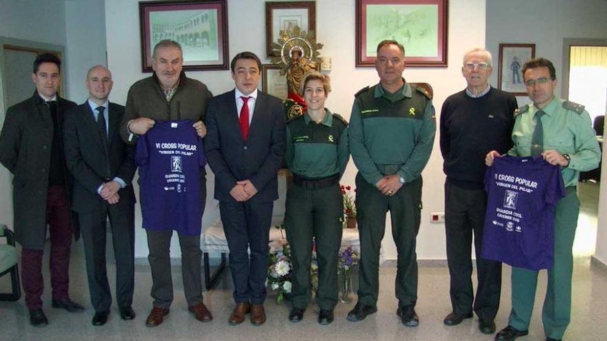 La Guardia Civil de Cáceres entrega 850 kilos de comida al Banco de Alimentos