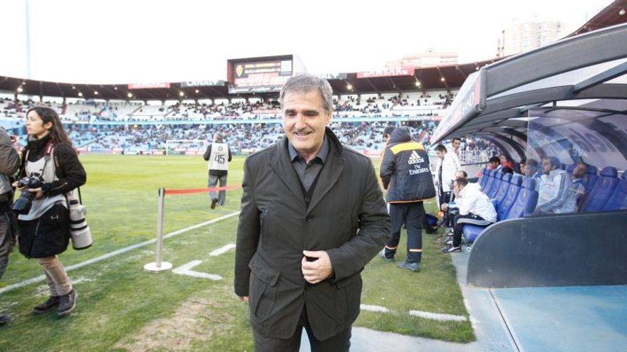 El Real Zaragoza no se plantea la destitución de Paco Herrera