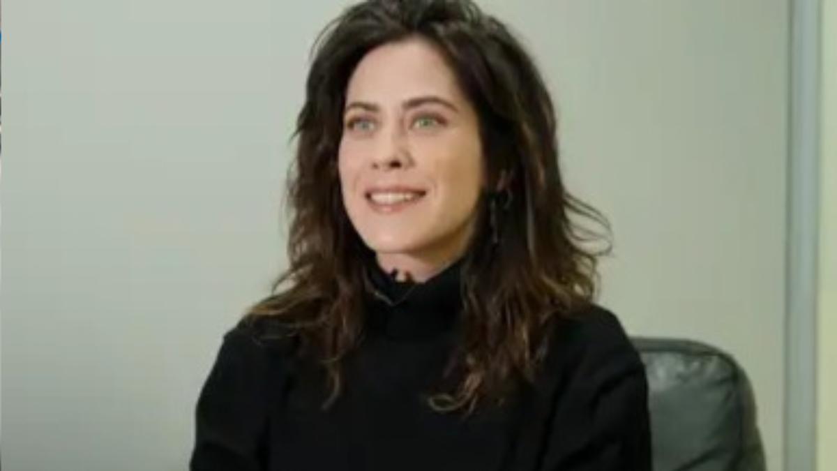 María León