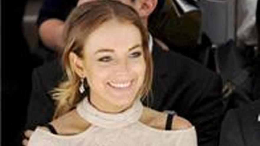 Lindsay Lohan evita el arresto y se someterá a un programa contra el alcoholismo