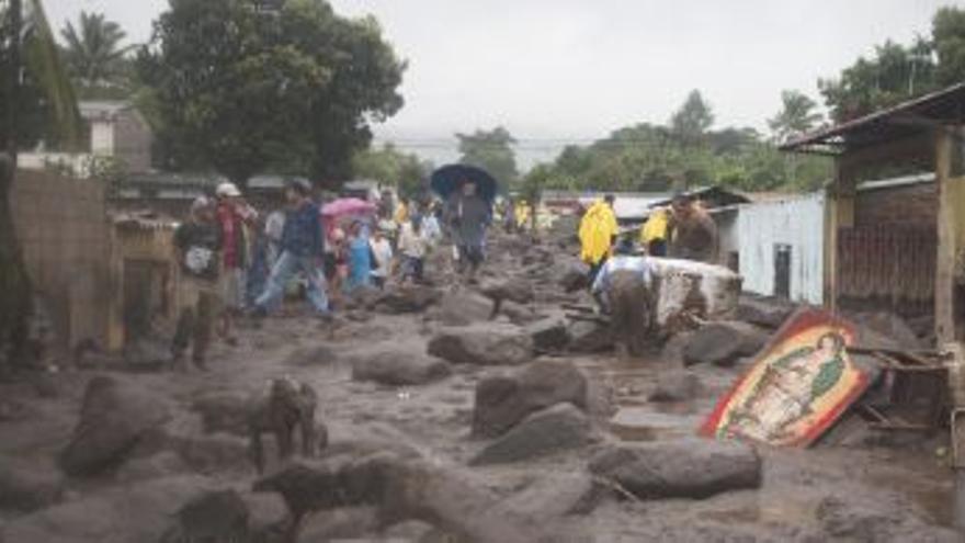 Las lluvias matan a 124 personas en El Salvador