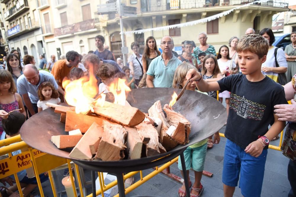 Rebuda de la flama del Canigó a Manresa