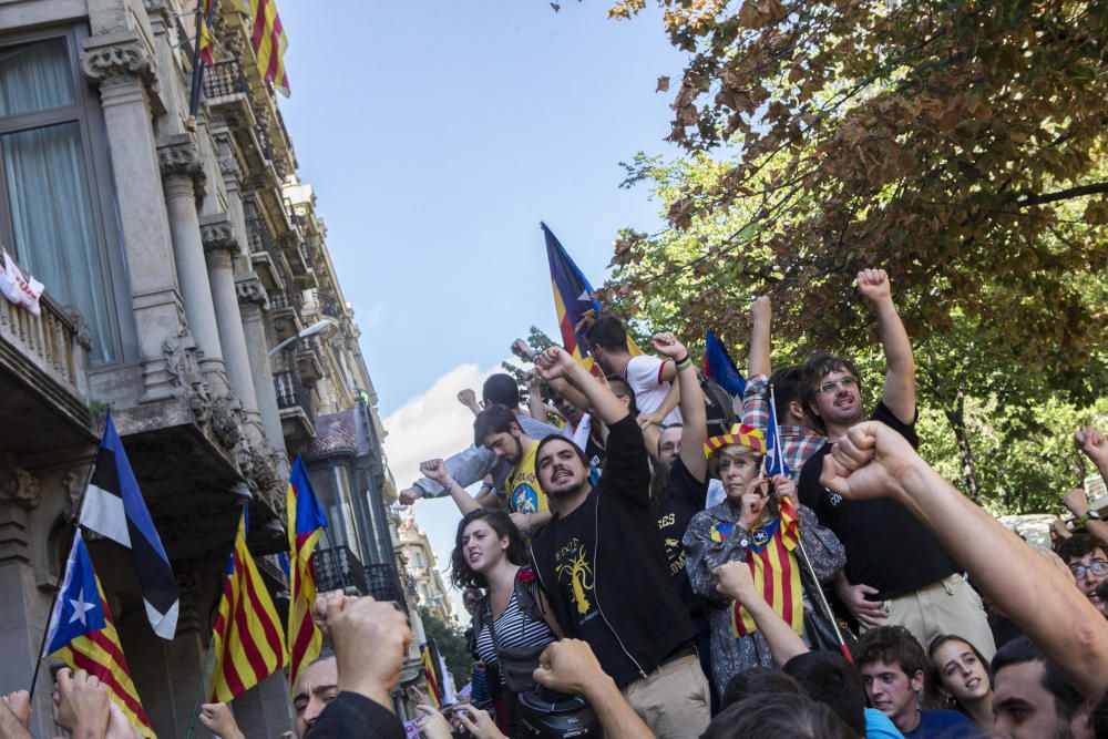 La reacció popular a l'atac de la Guàrdia Civil