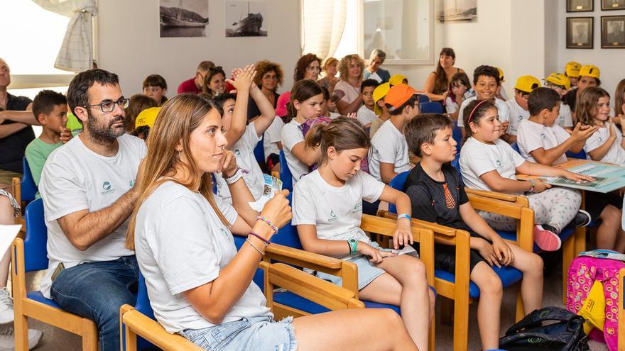 Roses acull la segona edició del concurs gironí La Mar de Net amb alumnes de la demarcació