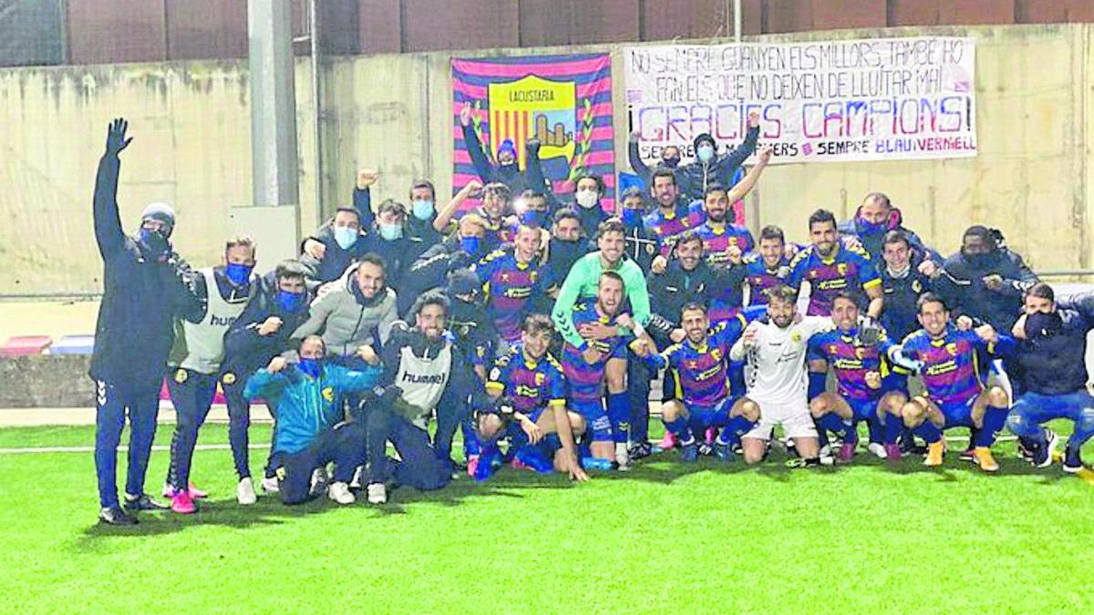 Una Copa amb la grada buida