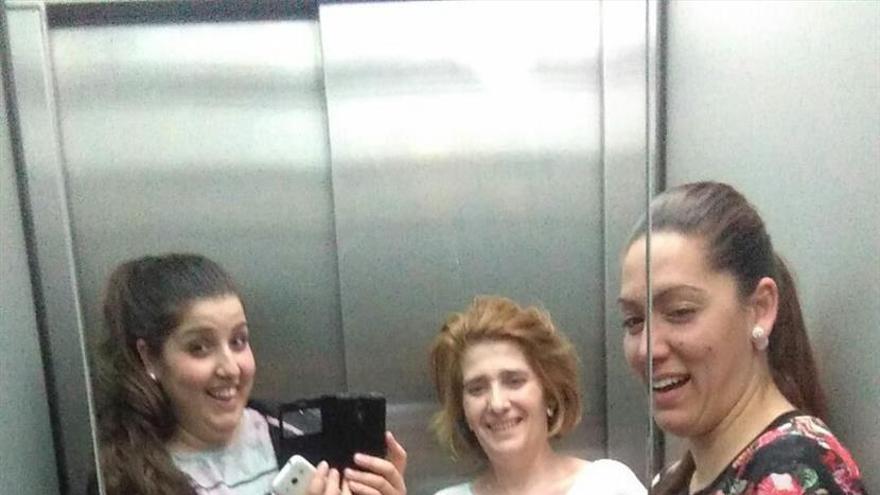 4 mujeres se quedan atrapadas una hora en el ascensor del Palau de la Festa