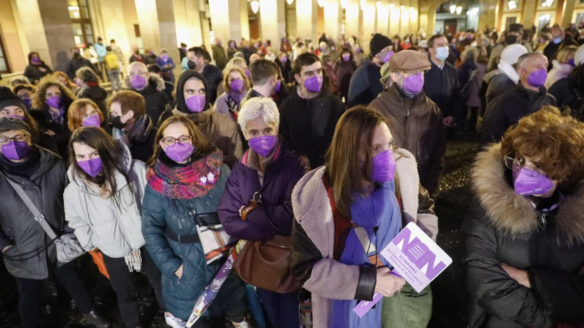 Asturias muestra su rechazo a la violencia contra las mujeres: todas las protestas por concejos