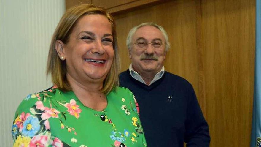 Carmela Silva y César Mosquera en la Diputación. // Rafa Vázquez