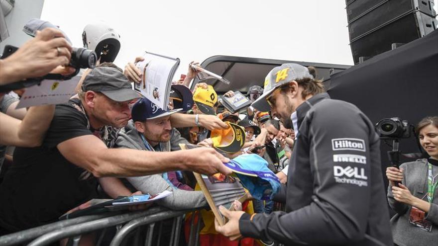 Fernando Alonso para rato