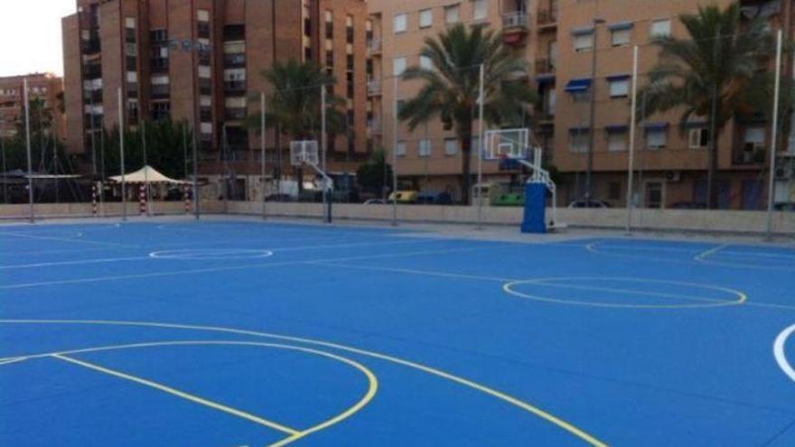 Sanciones de cinco y dos años para tres jugadores cadetes por una brutal agresión a un árbitro en Murcia
