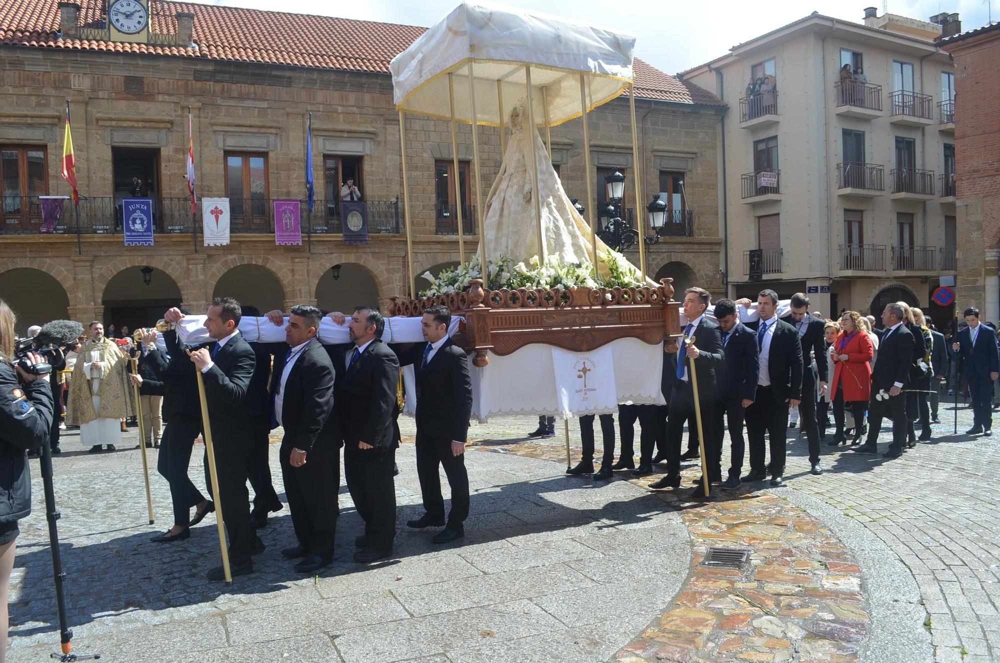 Semana Santa Benavente 2024: Así ha transcurrido la Procesión del Resucitado