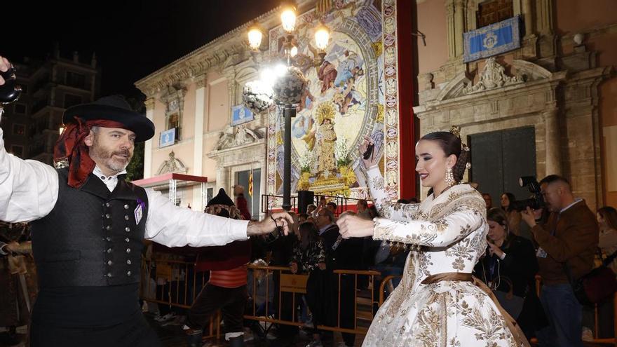 La dansà de les Falles, en imágenes