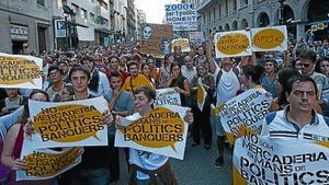 Manifestación en Barcelona contra políticos y banqueros.